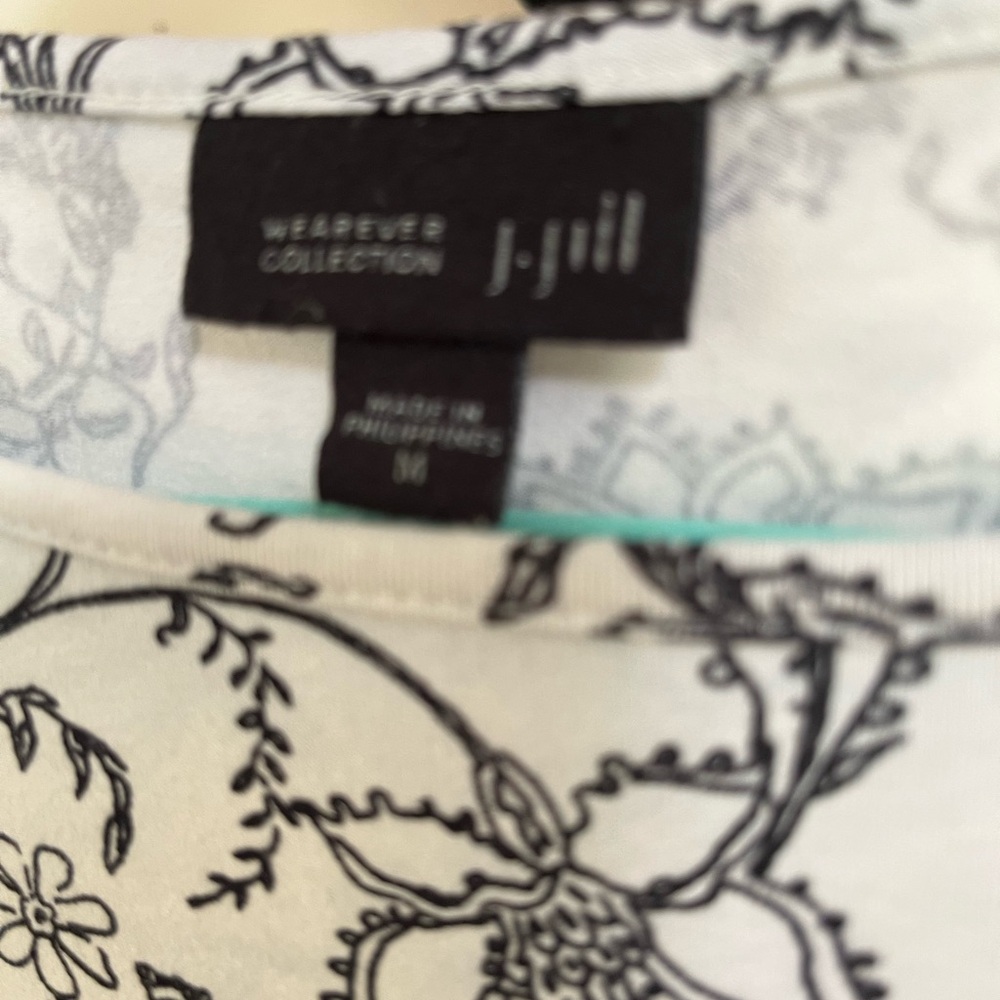 J Jill Wearever Collection Jersey Dress Medium Floral - Picture 2 of 3